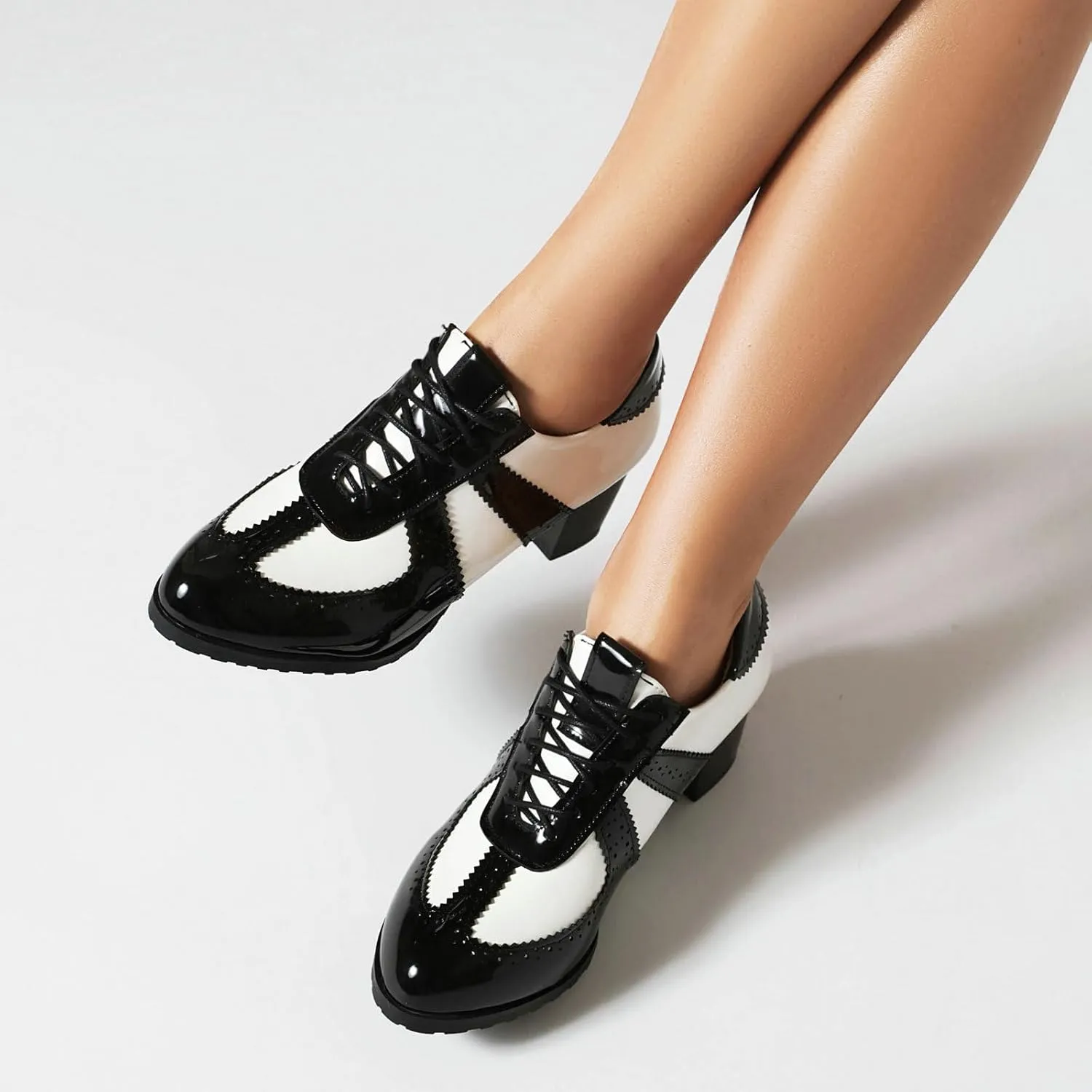 Agodor Qxford Heels Shoes for Women PU Leather Square Toe Oxfords Wingtip Lace up Mid Heel Pumps Shoes