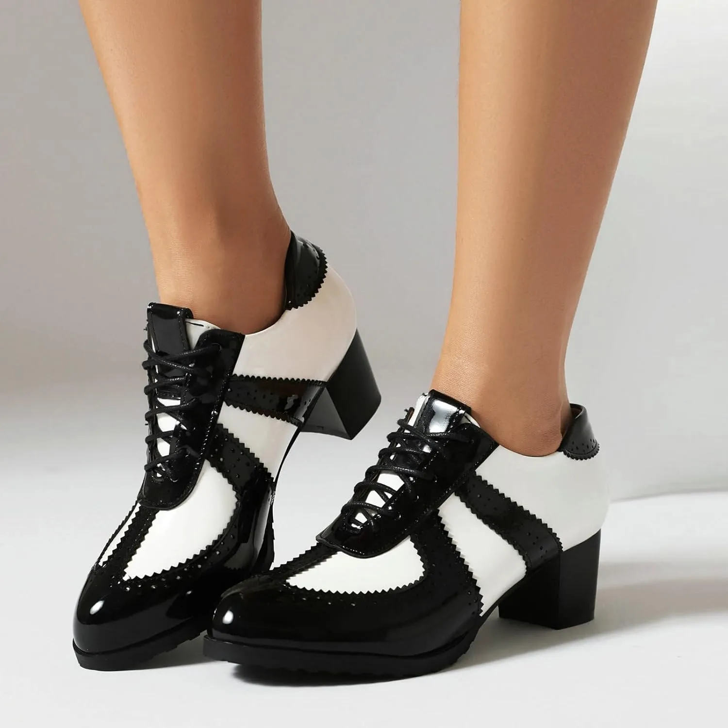 Agodor Qxford Heels Shoes for Women PU Leather Square Toe Oxfords Wingtip Lace up Mid Heel Pumps Shoes