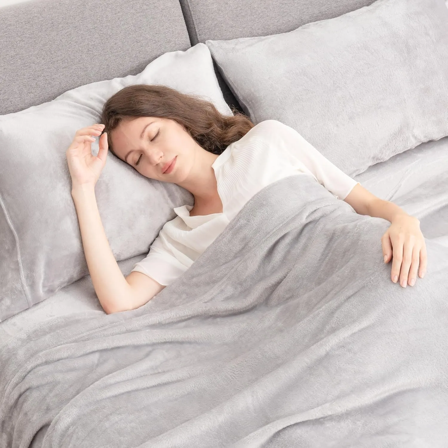 Berkshire Blanket Classic VelvetLoft® Warm Sheet Set, Queen Size Sheet Set, 4 Piece Velvety Soft Heavyweight Flannel Bedding with Deep Pockcets (Queen)