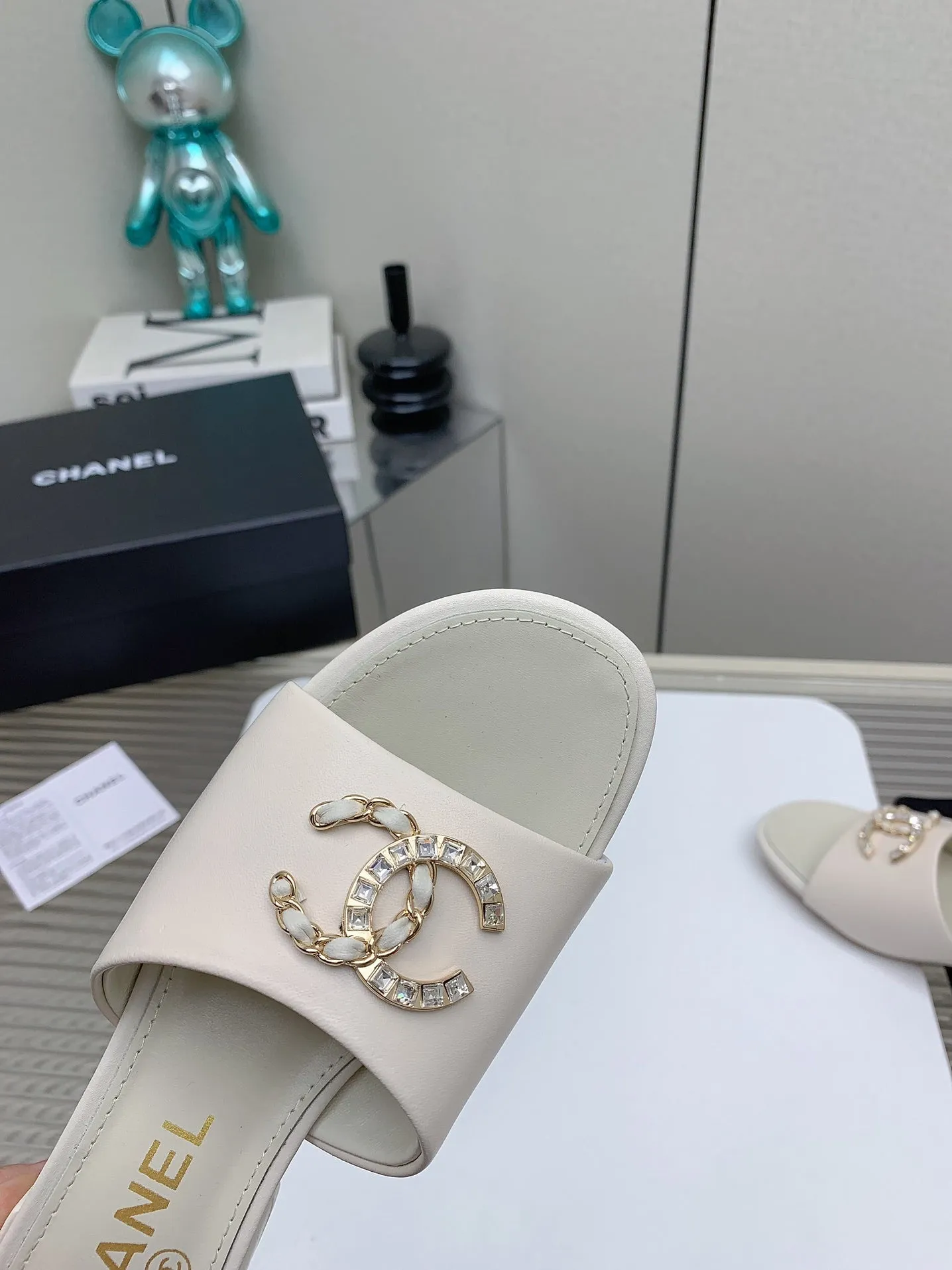 CC Mule Sandals 50m In White Lambskin 148978