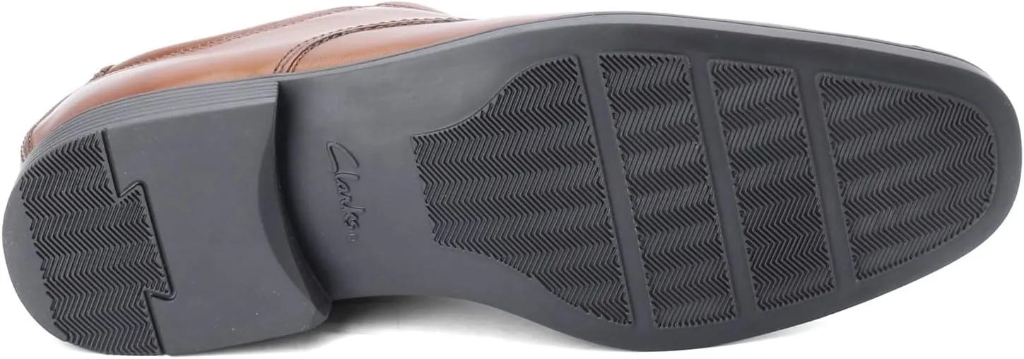 Clarks Men's Tilden Plain Oxford
