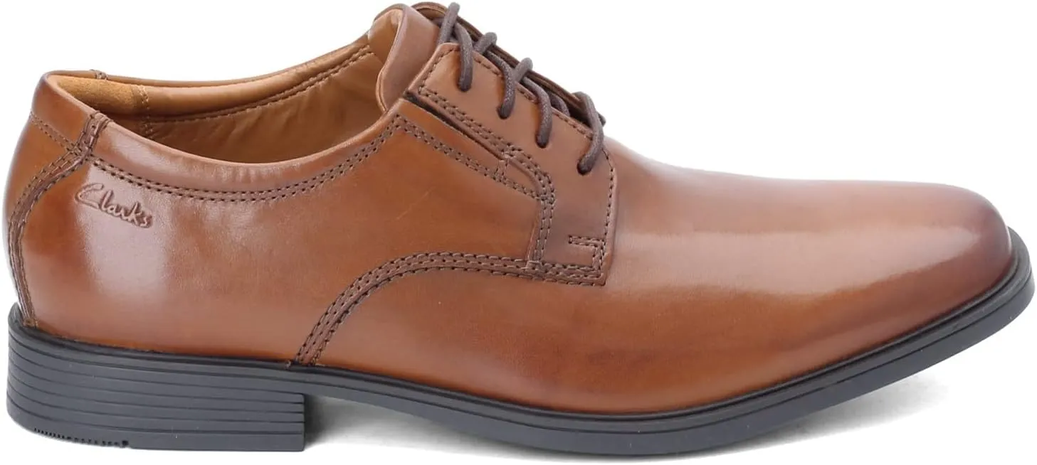 Clarks Men's Tilden Plain Oxford