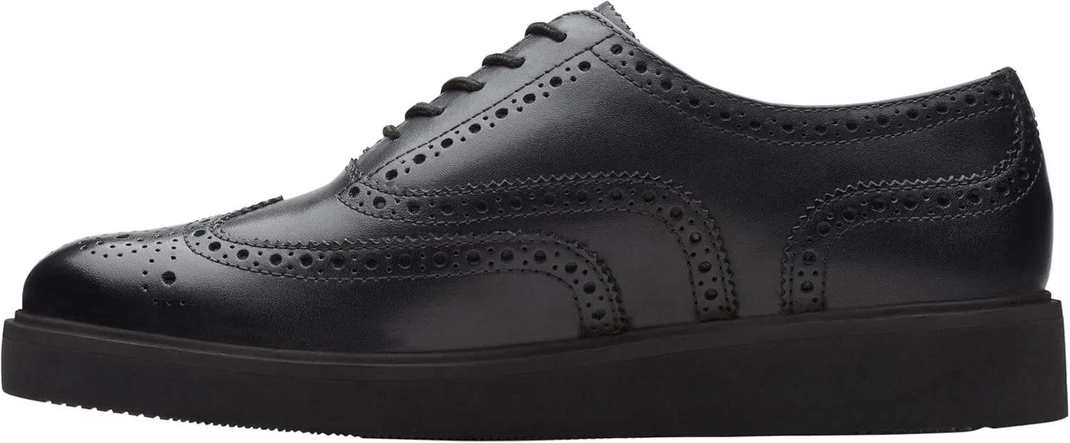 Clarks Women's Apartment Oxford