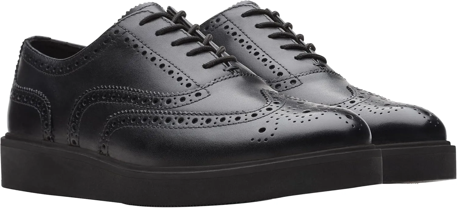 Clarks Women's Apartment Oxford
