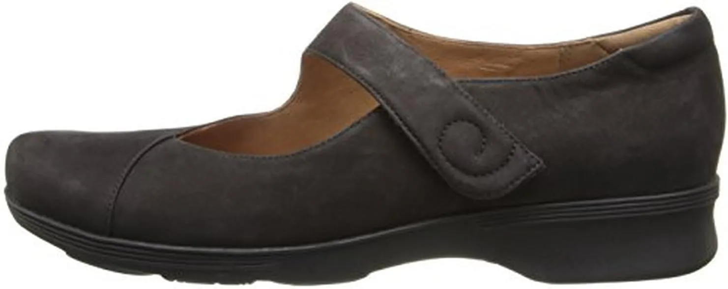 Clarks Women's Aubria Muse Mary Jane Flat
