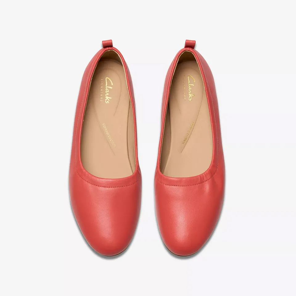 Clarks Women's Fawna Soft Coral Leather 26181225