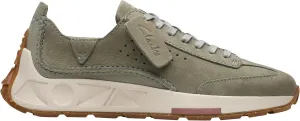 Clarks Women's Flat Sneaker