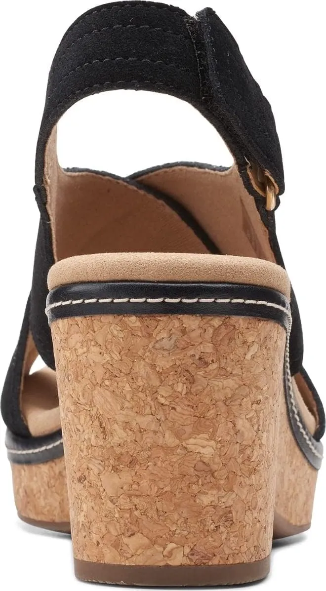 Clarks Women's Giselle Cove Wedge Sandal