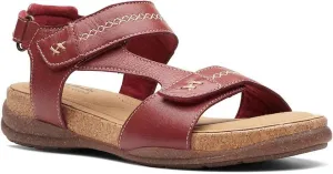 Clarks Women's Roseville Mae Flat Sandal