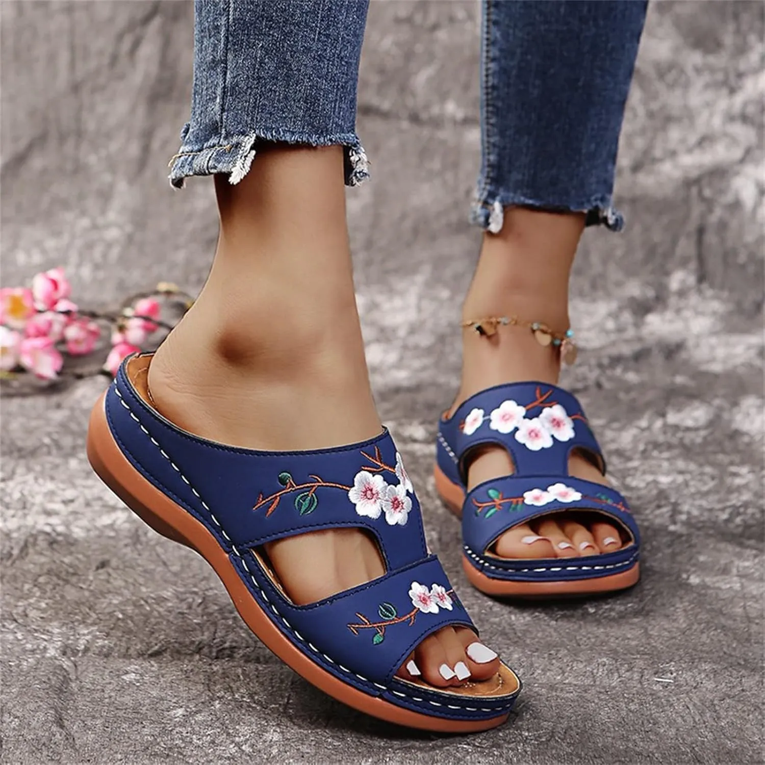 DOIX Garden Loafer Flat Shoes for Women Flowers Embroidered Slip on Mules Driving Shoes Lightweight Breathable Backless Slides Slippers Comfortable Walking Shoes,Blue,US4/EU35