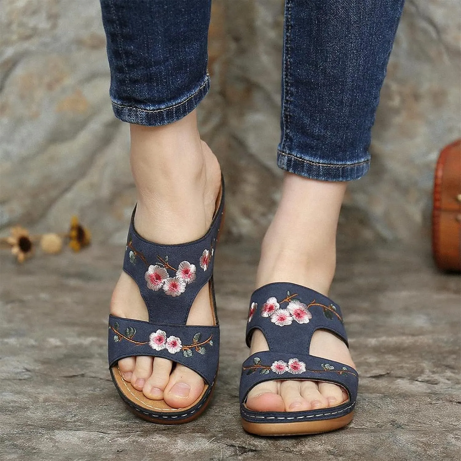 DOIX Garden Loafer Flat Shoes for Women Flowers Embroidered Slip on Mules Driving Shoes Lightweight Breathable Backless Slides Slippers Comfortable Walking Shoes,Blue,US4/EU35