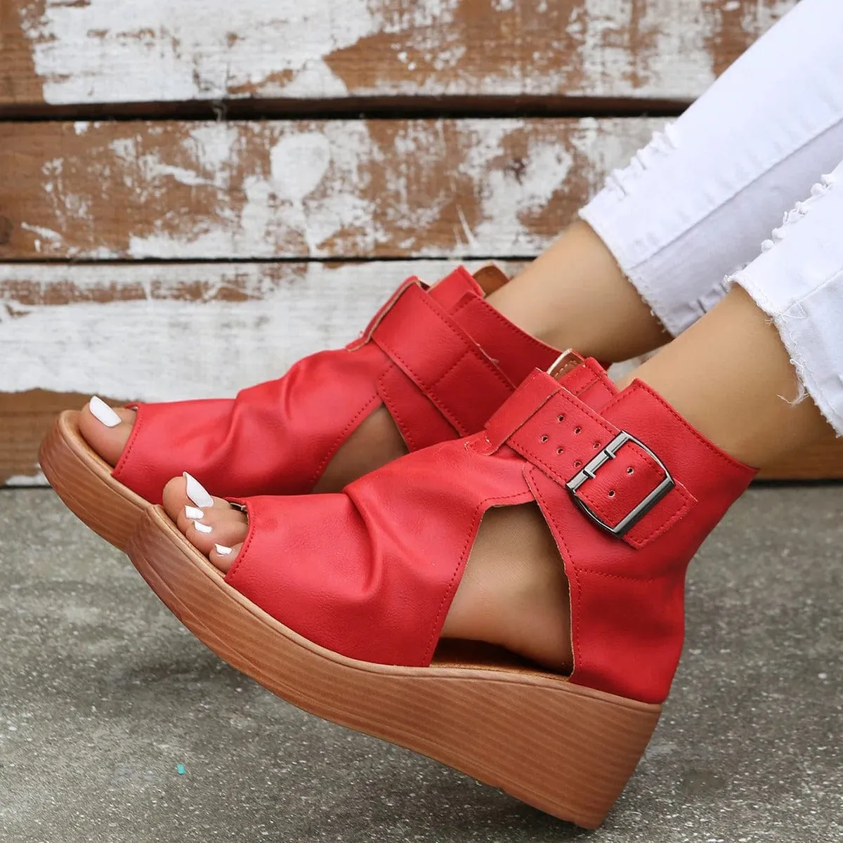 Durable orthopedic summer footwear