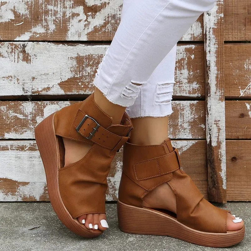 Durable orthopedic summer footwear