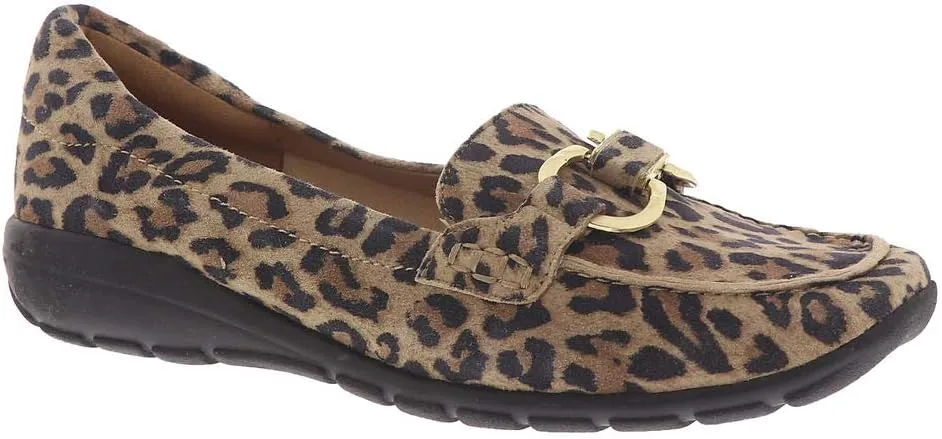Easy Spirit Women's Avienta Loafer