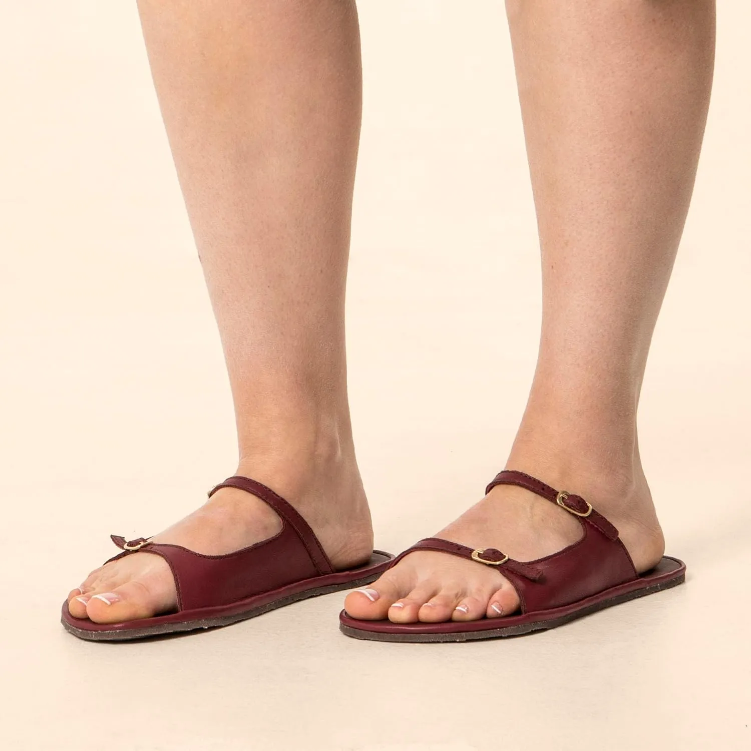 El Naturalista Women's Classic Flat Sandal