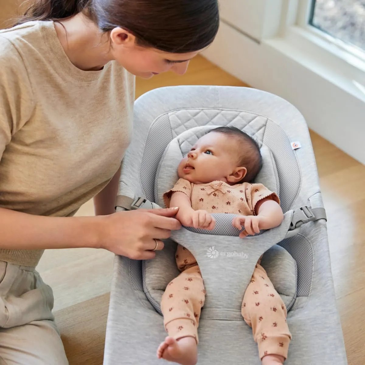 Ergobaby Evolve 3-in-1 Bouncer, Adjustable Multi Position Baby Bouncer Seat, Fits Newborn to Toddler, Oxford Blue