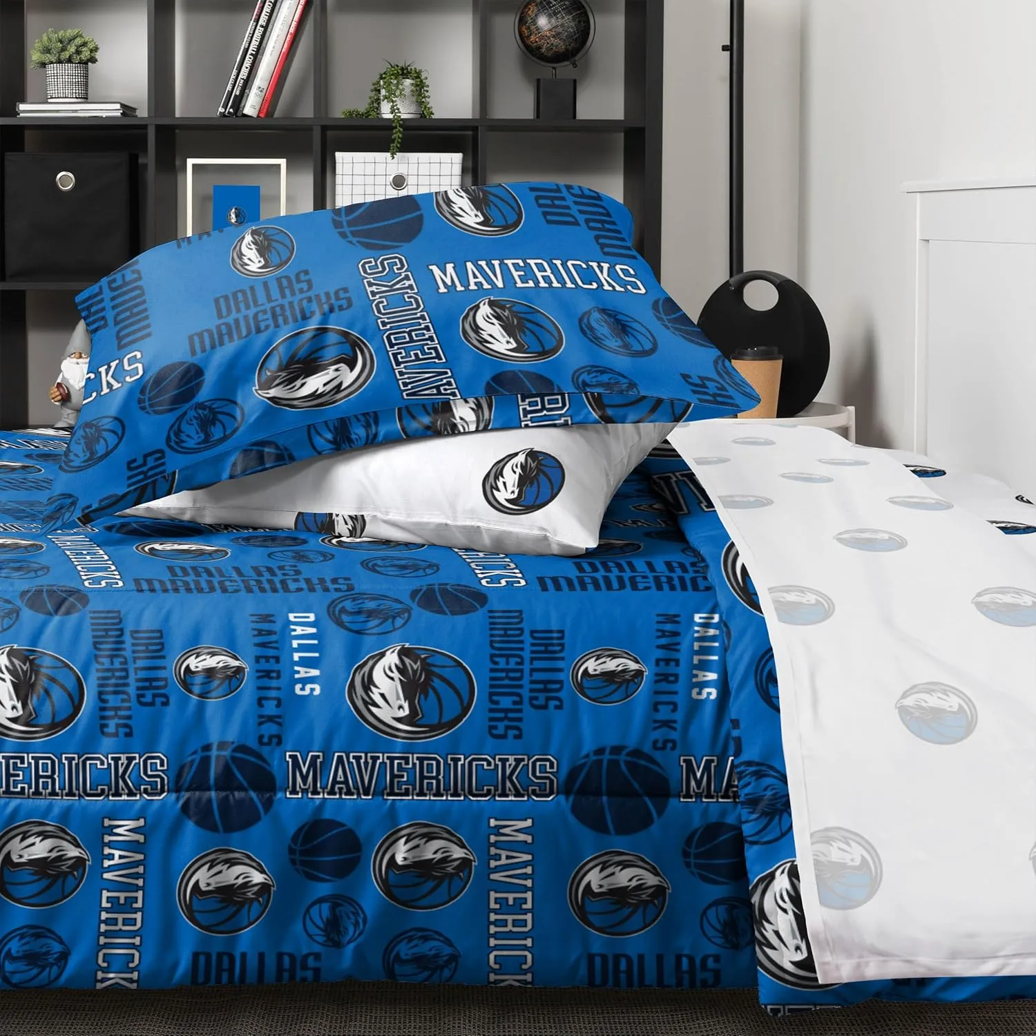 FOCO NFL Bed in a Bag Comforter Bedding-3- Piece Set
