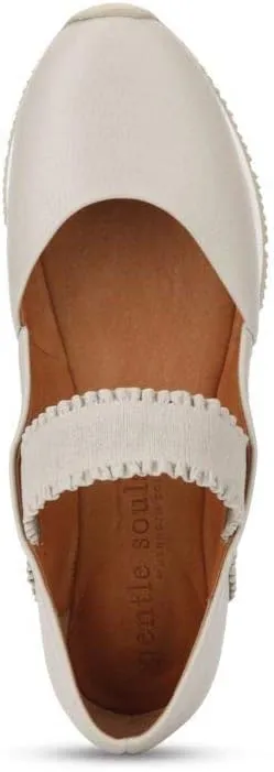Gentle Souls by Kenneth Cole Women's Luca Ruffle Strap Ballet Flat