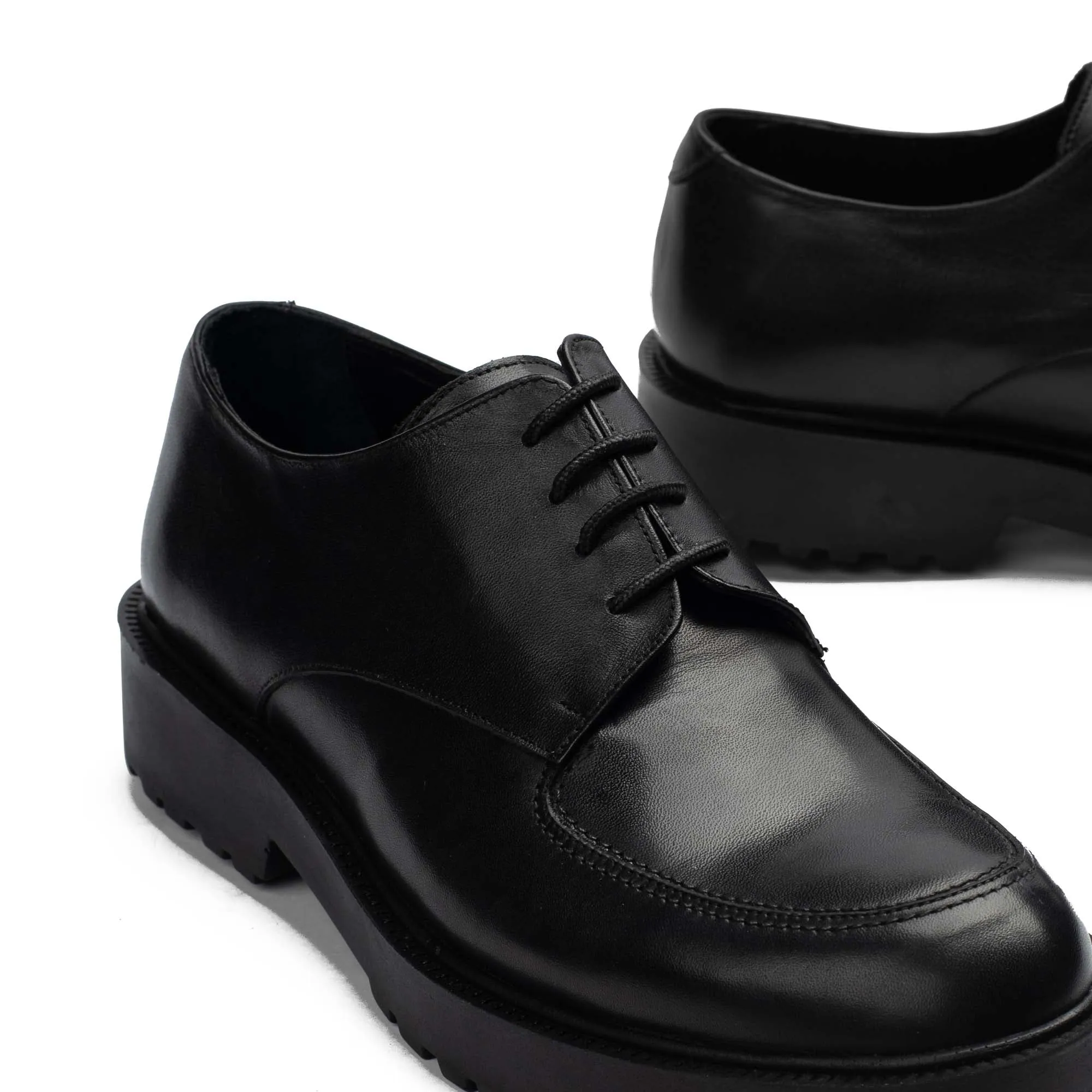 Genuine Leather Chunky Ox –Black