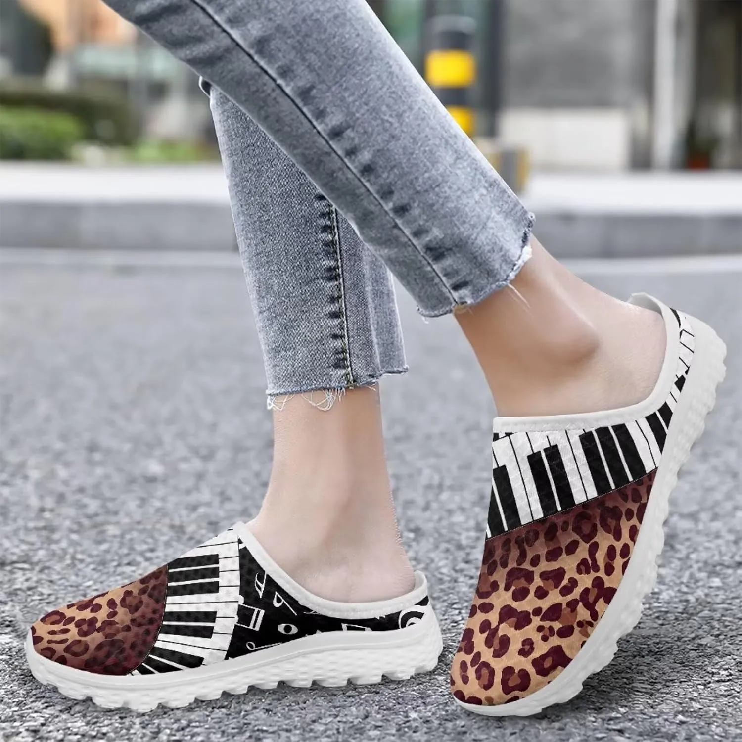 Howilath Womens Garden Shoes Clogs Soft Mules Non-Slip Garden Work Shoes with Arch Support EVA Flat Sandals for Casual