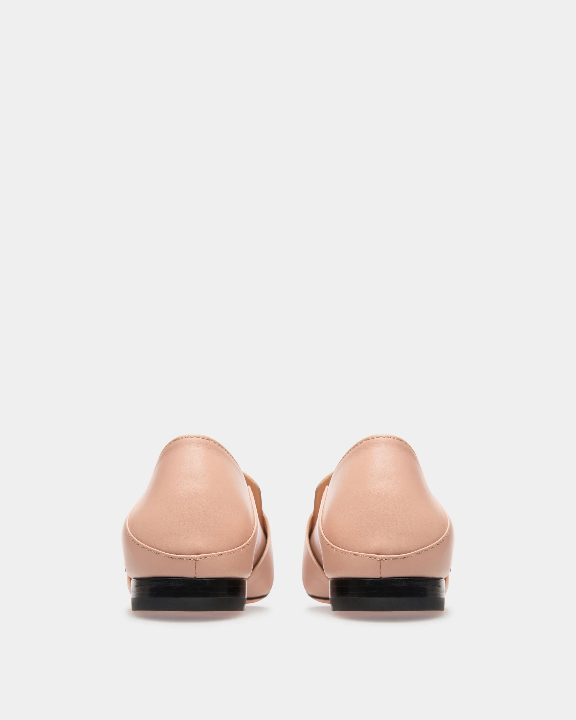 Janelle Leather Loafers In Pink