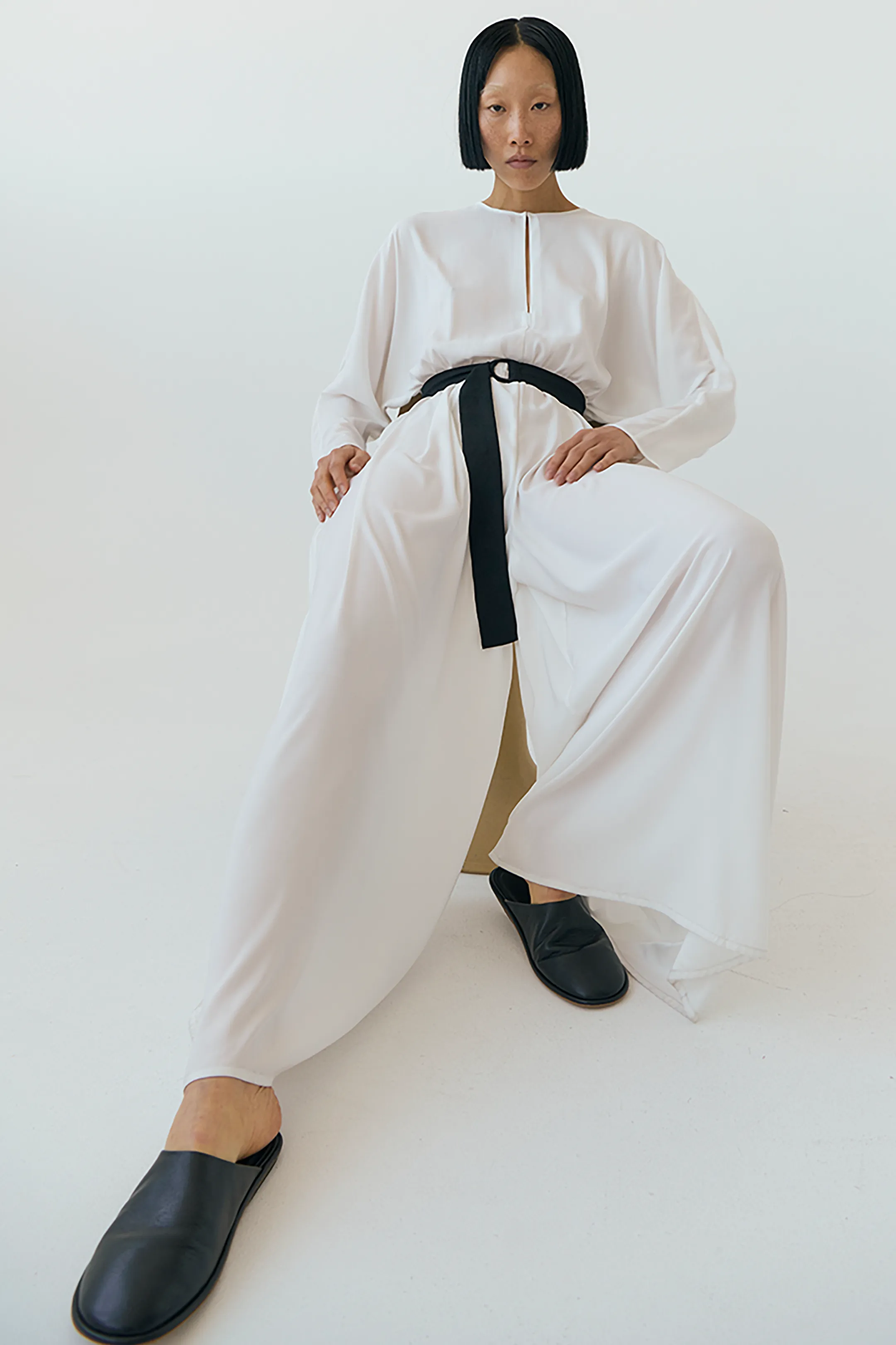 LEATHER SLIPPERS