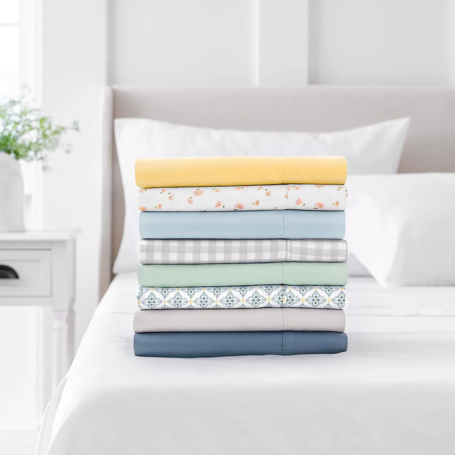 MARTHA STEWART 100% Cotton Queen Sheet Set - 4 Piece, Soft, Smooth, Durable, Easy Care, 16" Deep Pocket Sheets, Sateen Sheets, 1 Flat, 1 Fitted, 2 Pillowcases, Light Grey