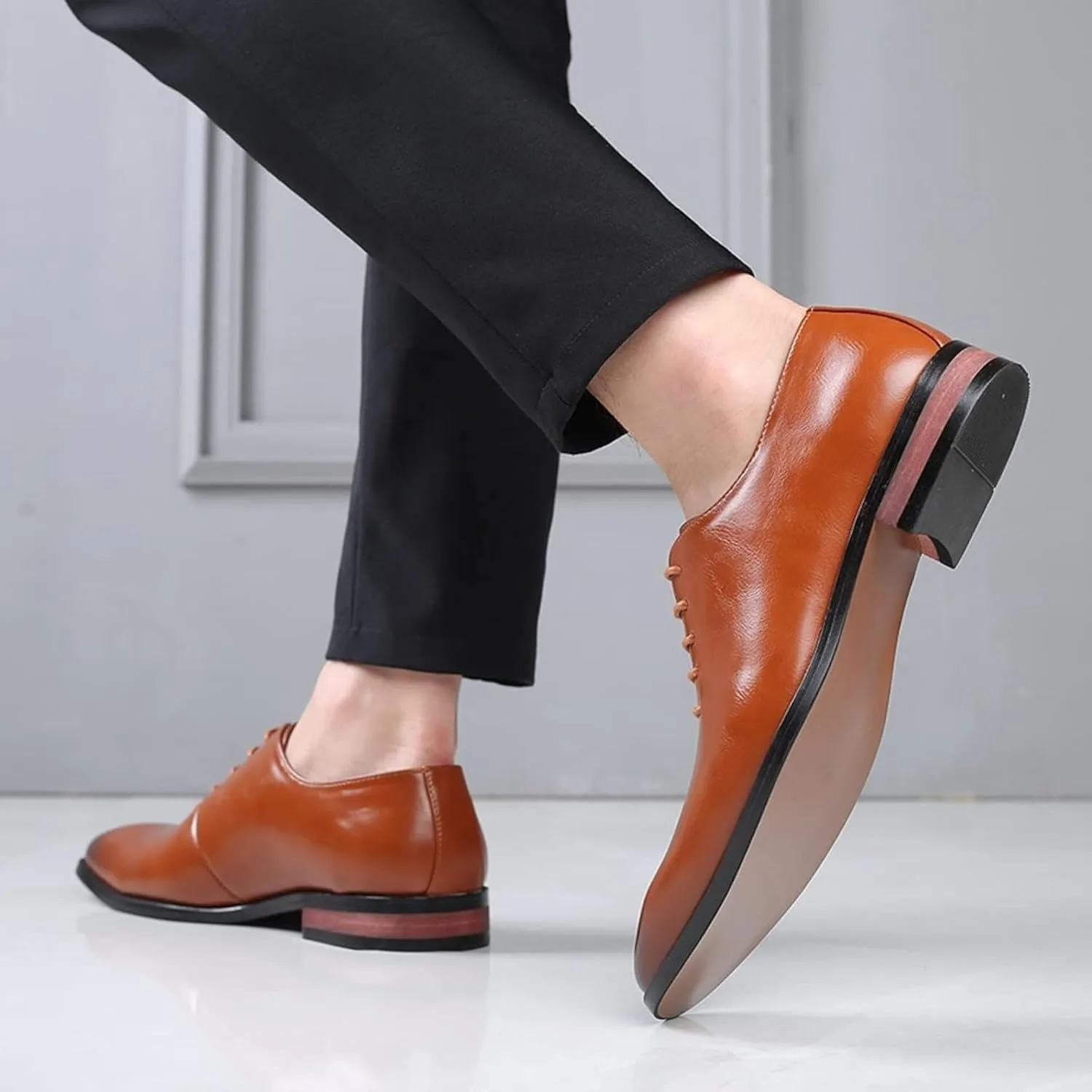 Men's Formal Shoes, Gentlemen's Wedding Parties, Oxford Shoes, Fashionable Low Top Lace up Business Shoes, Pointed Classic Leather Shoes