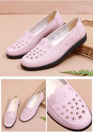 Mom Sandals Summer Breathable Fashion Hollow Leather Shoes Soft Sole Non-Slip Flat Sole Middle-Aged and Elderly Women's Shoes Ware-Resistant and Lightweight, Skin-Friendly