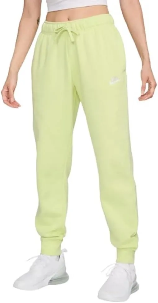 Nike Women's Sporty