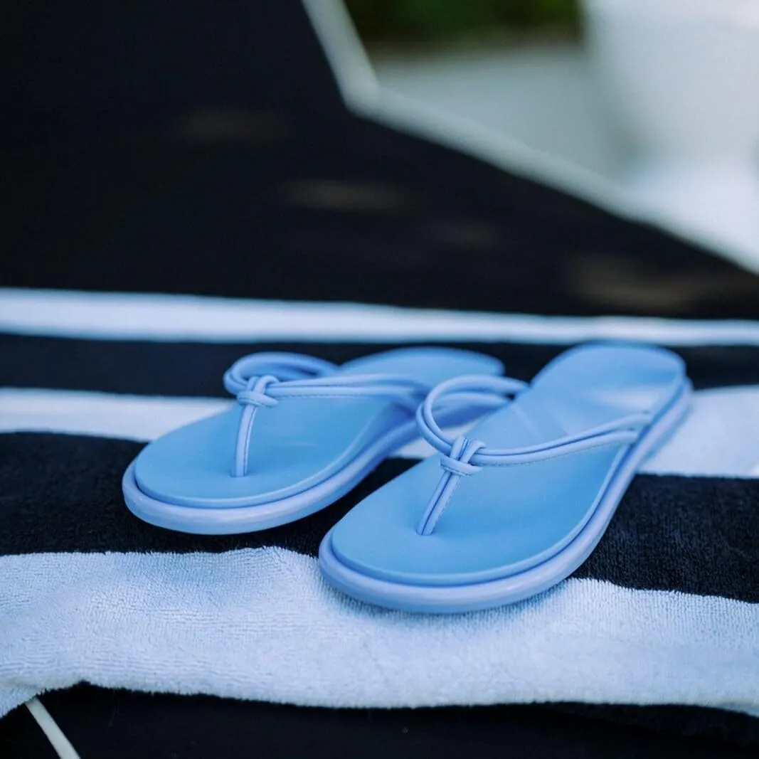 OLUKAI Aka Women's Beach Sandals, Water-Friendly Flip-Flop Slides, All-Day Comfort & Support, Stylish & Vibrant Colors