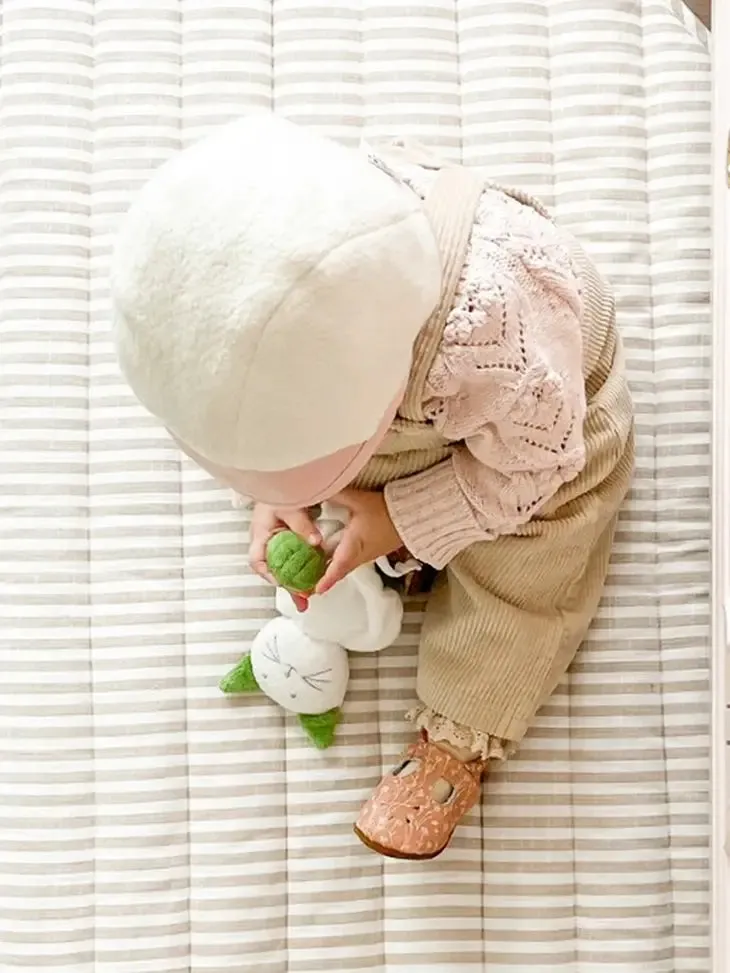 Organic Flat Toy by Under the Nile