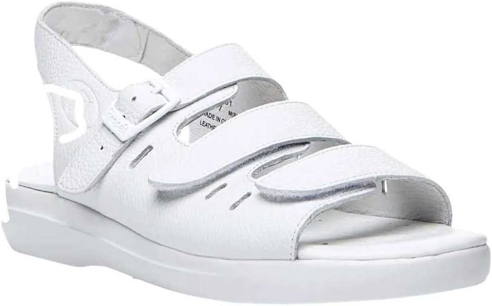 Propét Women's Breeze Walker Sandal
