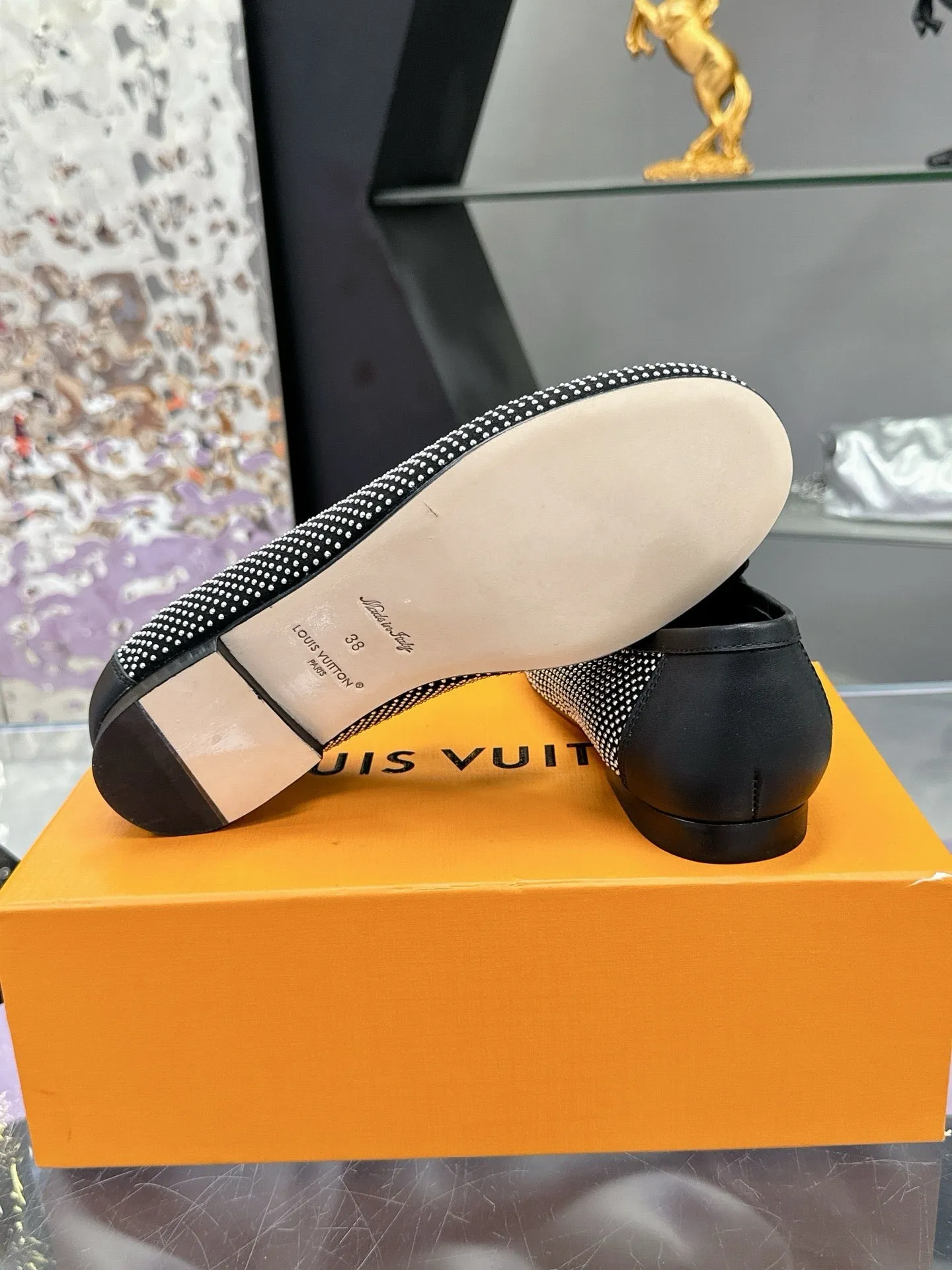 SE1617 LV Soho Flat Loafer / Size5-11
