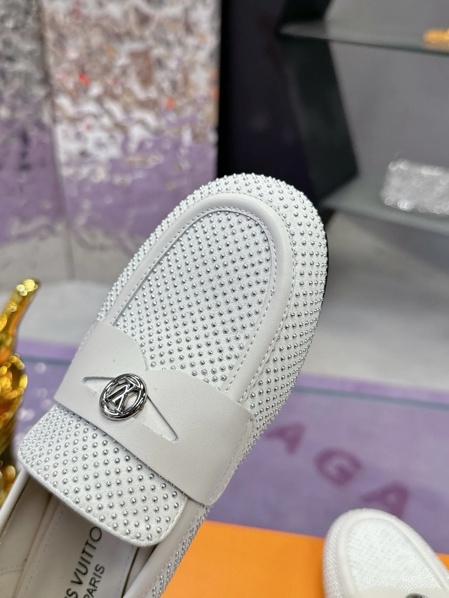 SE1617 LV Soho Flat Loafer / Size5-11