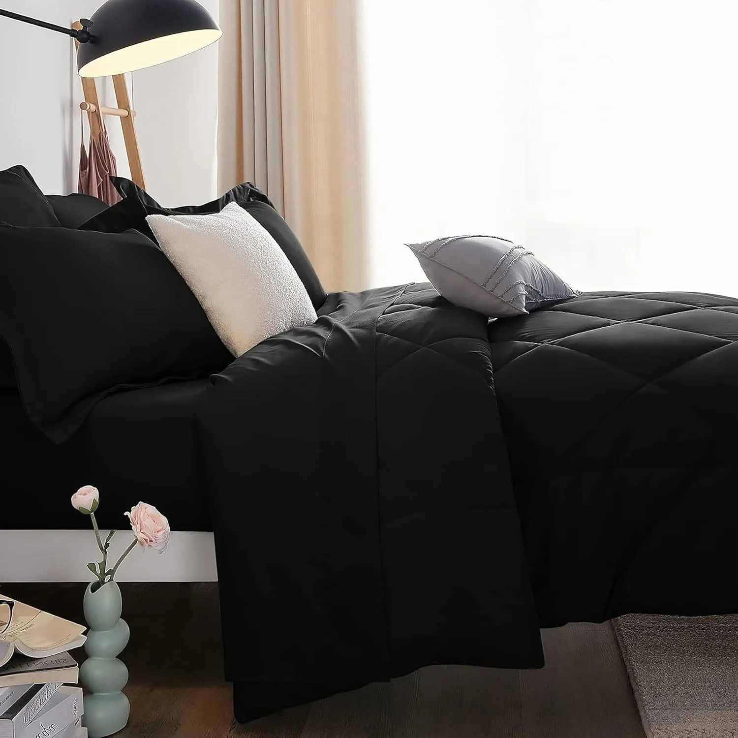 Sleepdown 7 Piece Bed in a Bag Queen Comforter Set with Sheets, All Season Ultra-Soft Lightweight Microfiber Comforter - Black, Queen