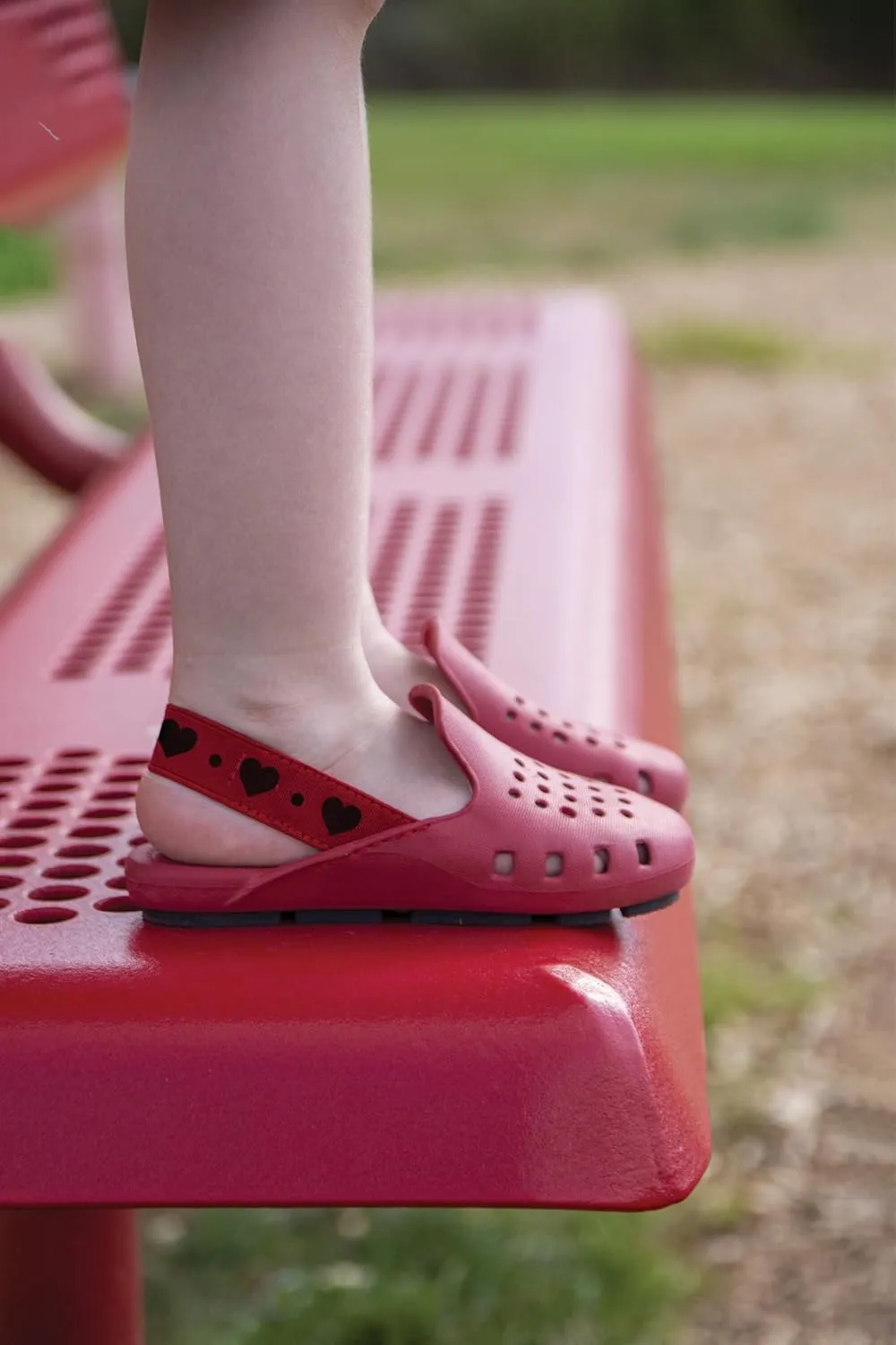 Slingers Slingback water shoe for kids - Back elastic strap style sandal - foam pool shoe