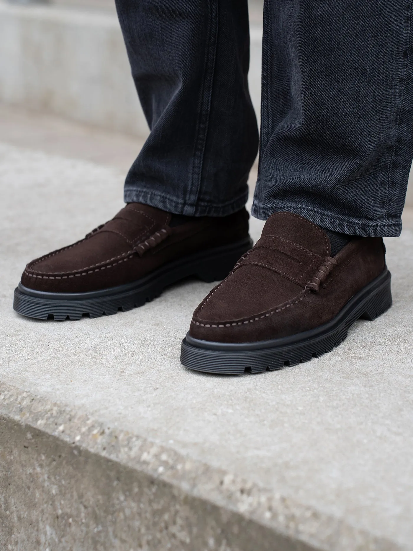 Style Austin - Brown suede