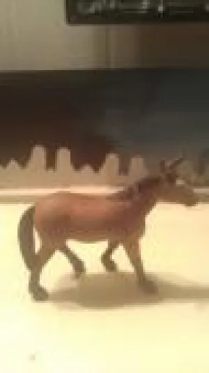 Toy - Mule Statue