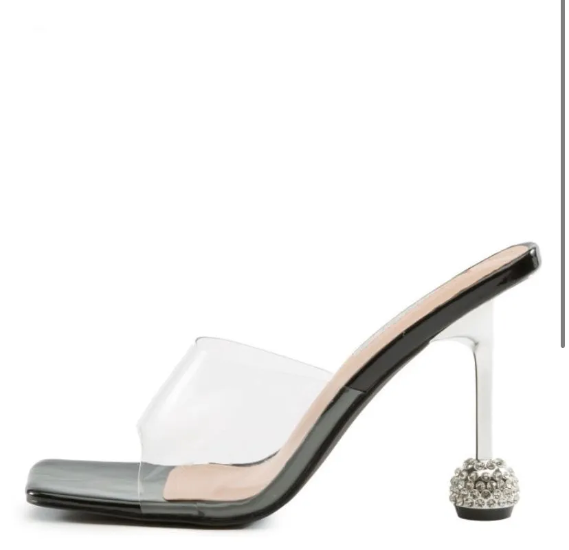 TRANSLUCENT BLACK HIGH HEEL