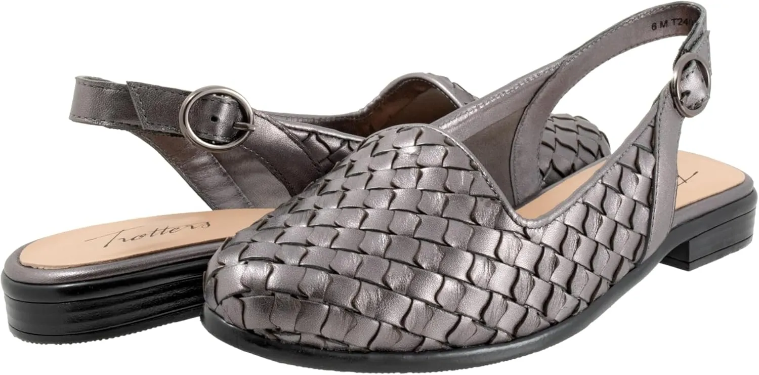 Trotters Women's Lea Loafer Flat