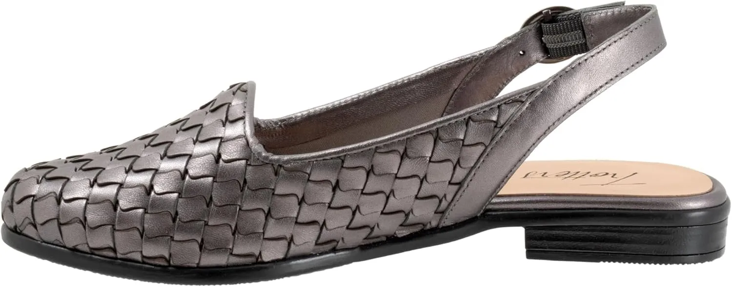Trotters Women's Lea Loafer Flat