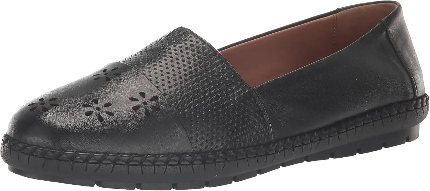 Trotters Women's Ruby Perf Loafer