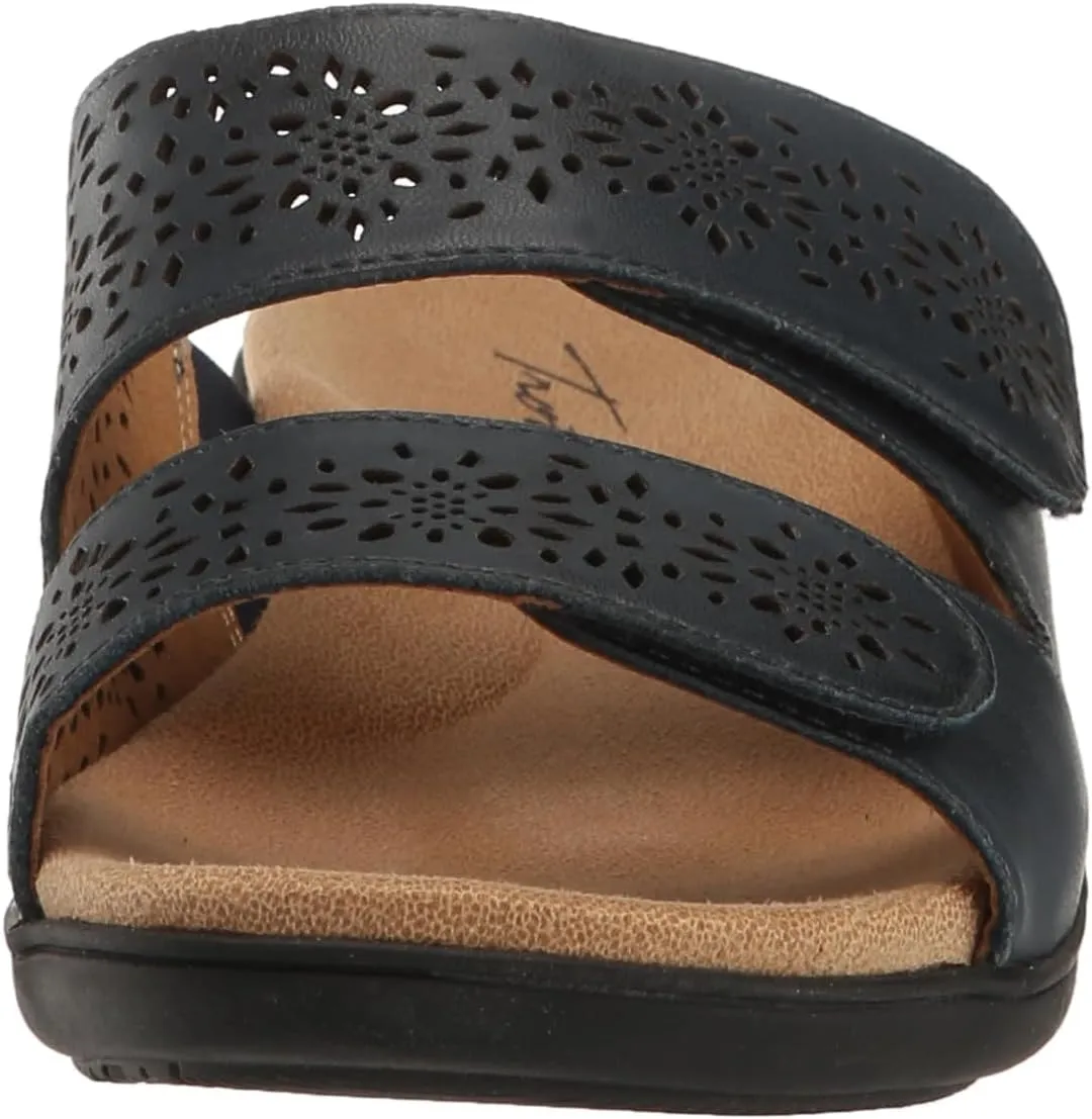 Trotters Women's Universal Loafer