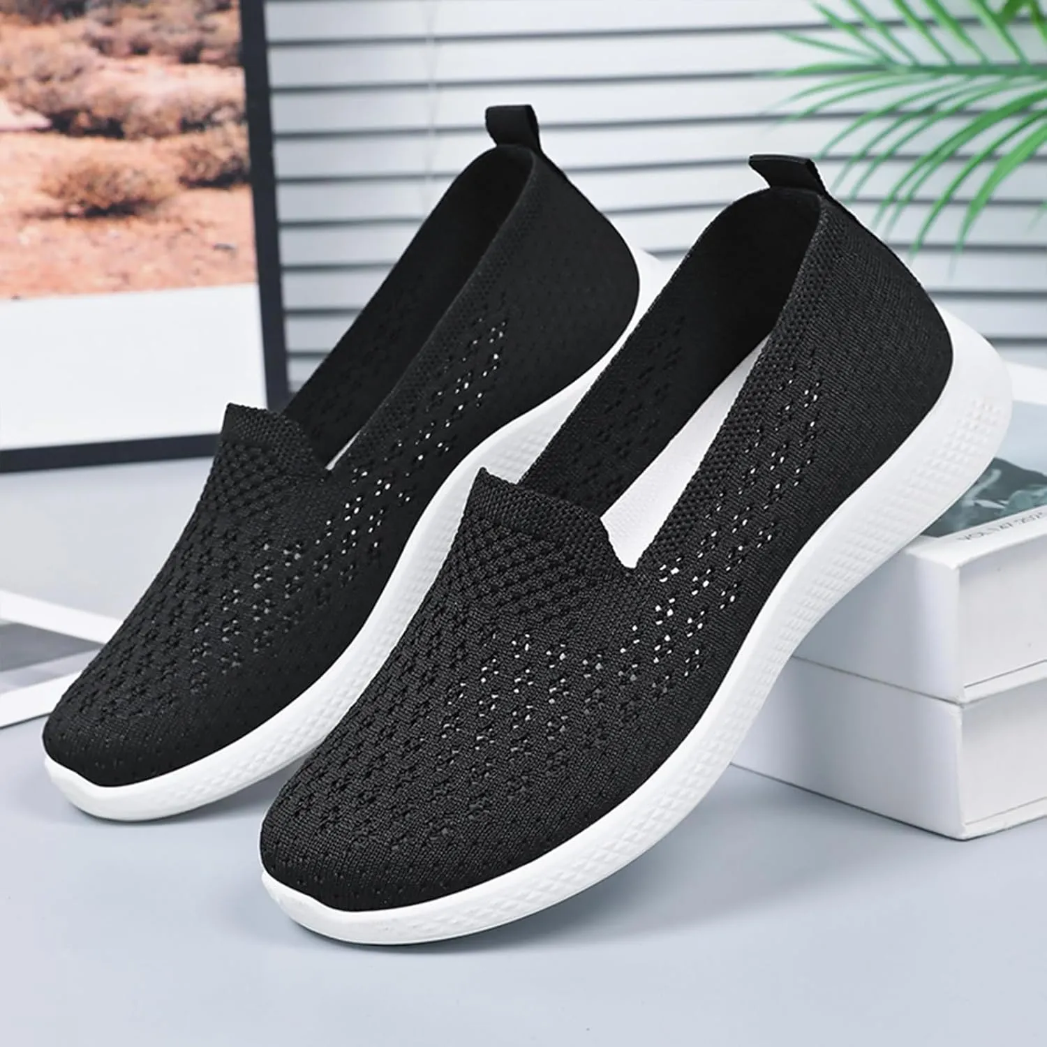 Women's Knitted Slip On Orthopedic Walking Shoes Breathable Mesh Round Toe Low Top Flat Shoes Soft Sole Non-Slip Sneakers Loafers Comfortable Lightweight