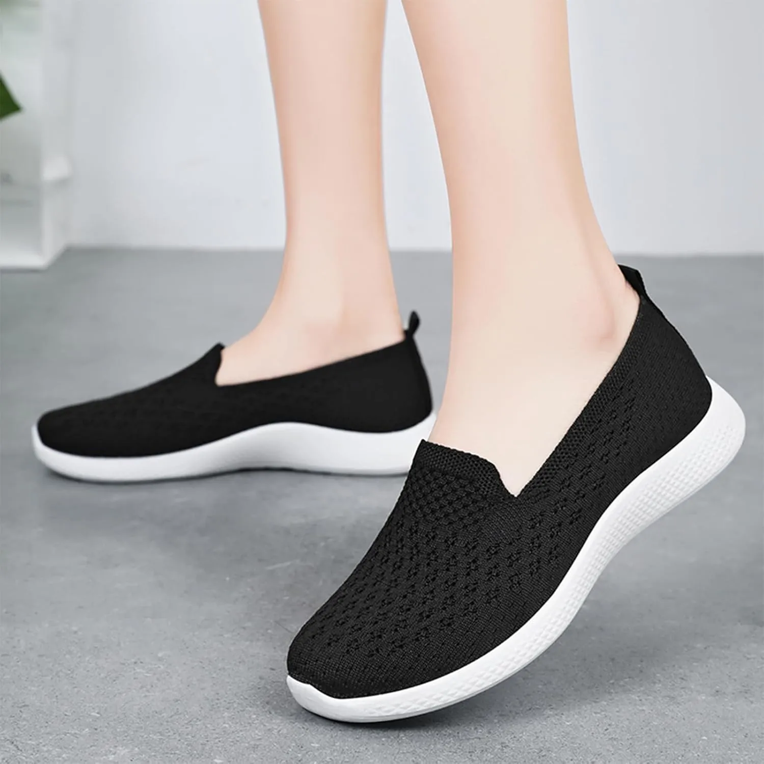 Women's Knitted Slip On Orthopedic Walking Shoes Breathable Mesh Round Toe Low Top Flat Shoes Soft Sole Non-Slip Sneakers Loafers Comfortable Lightweight