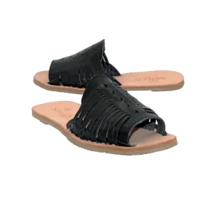 Women's Lawrin Sandal Flats In Black