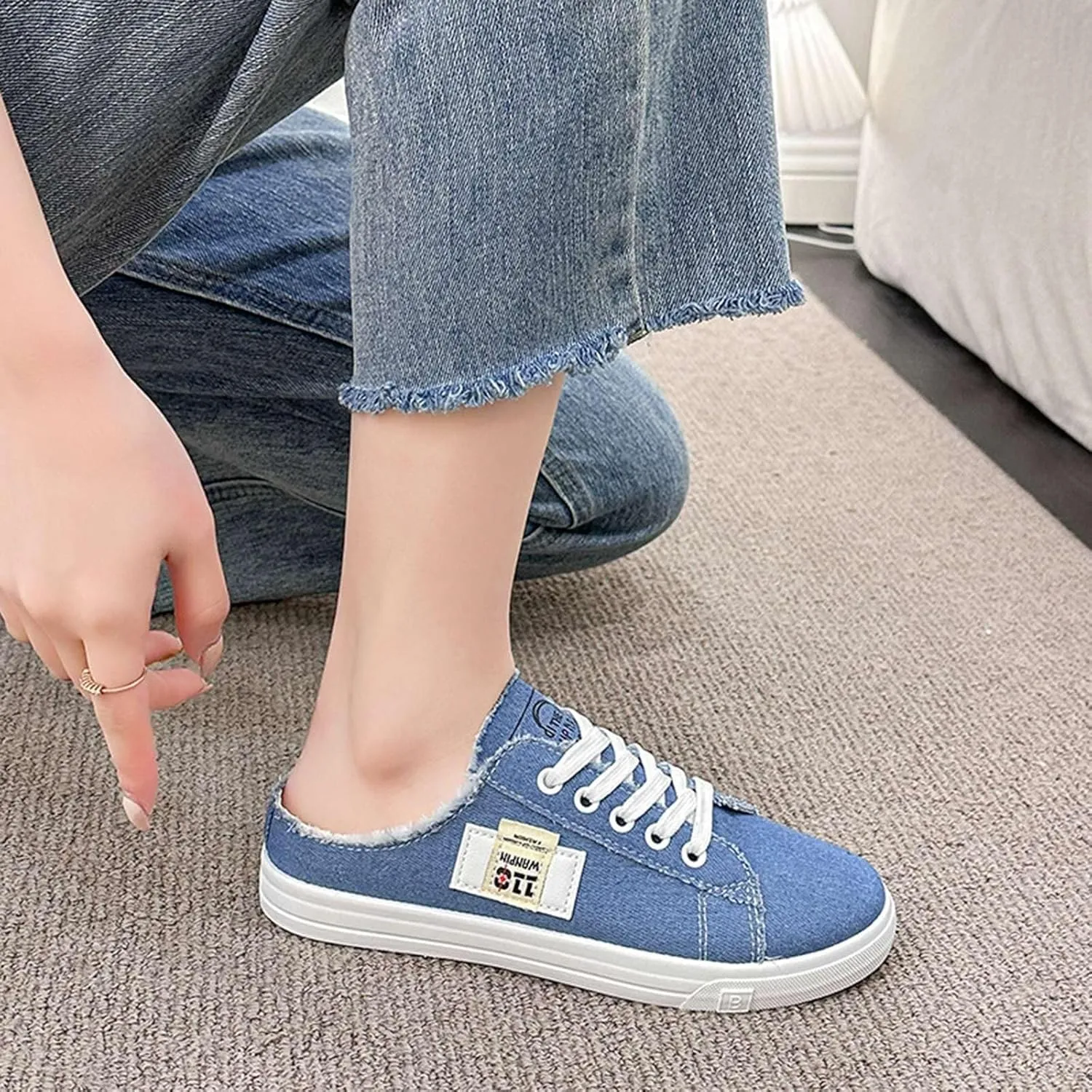 Womens Shoes Ethnic Casual Shoes Summer Fashion Hollow Breathable Flat Heel Soft Woven Leather Shoes Slip on for Men