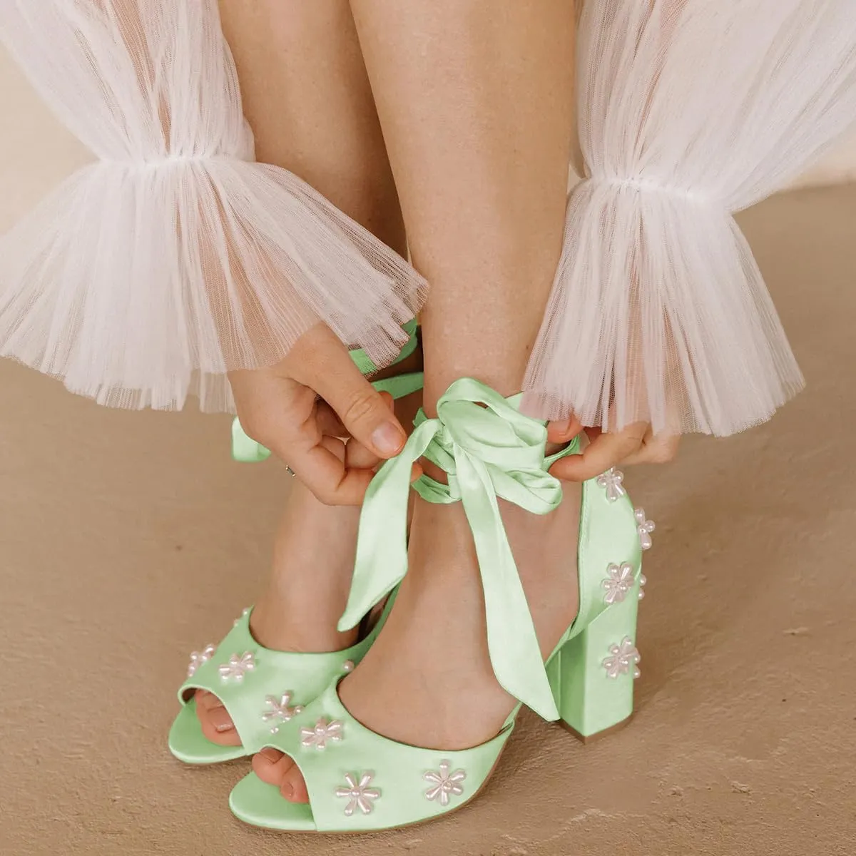 XYD Women Open Toe Sandals with Bloom Pearl Flower Ankle Strap Lace-up Chunky Block Heel Wedding Bridal Shoes